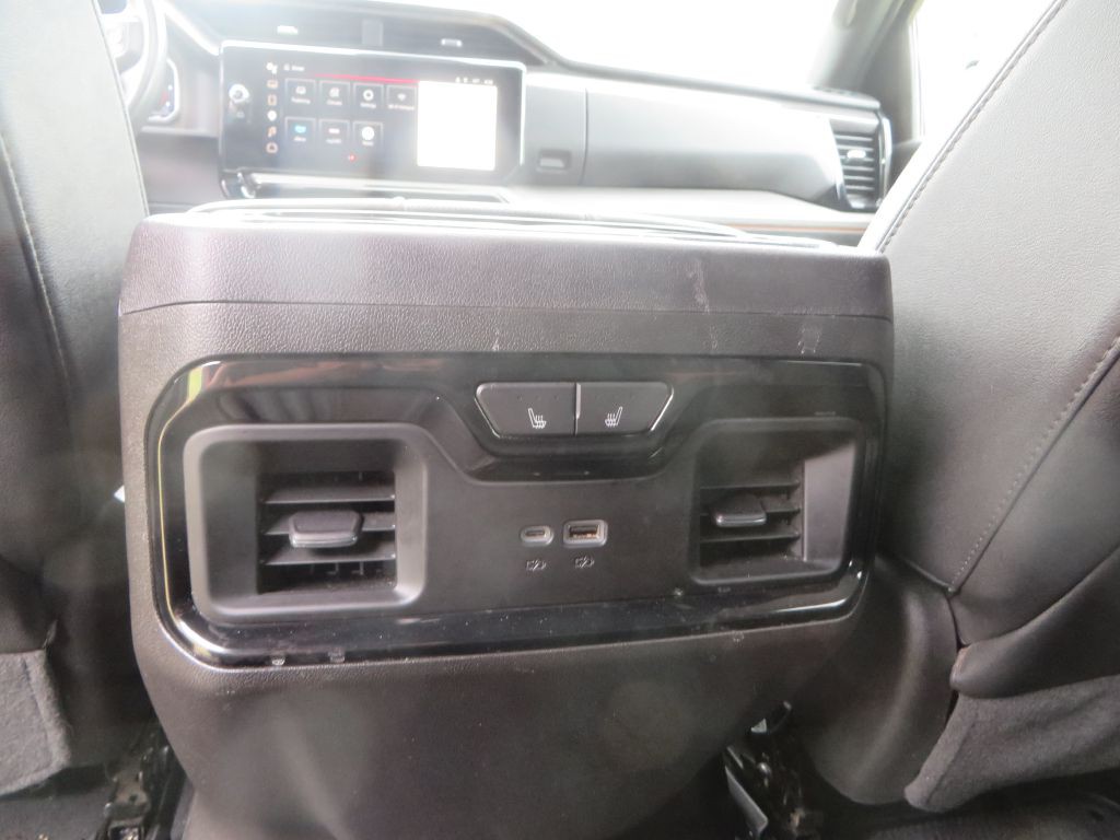 2024 GMC Sierra Image 30