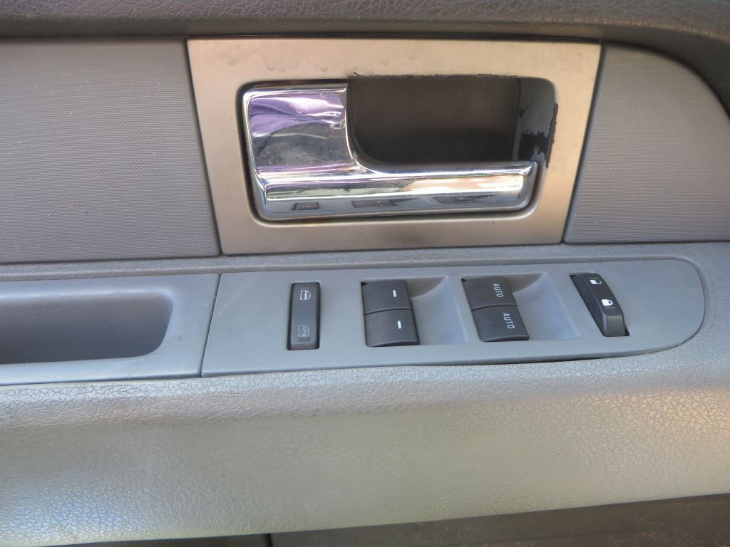 2011 Ford F-150 Image 21