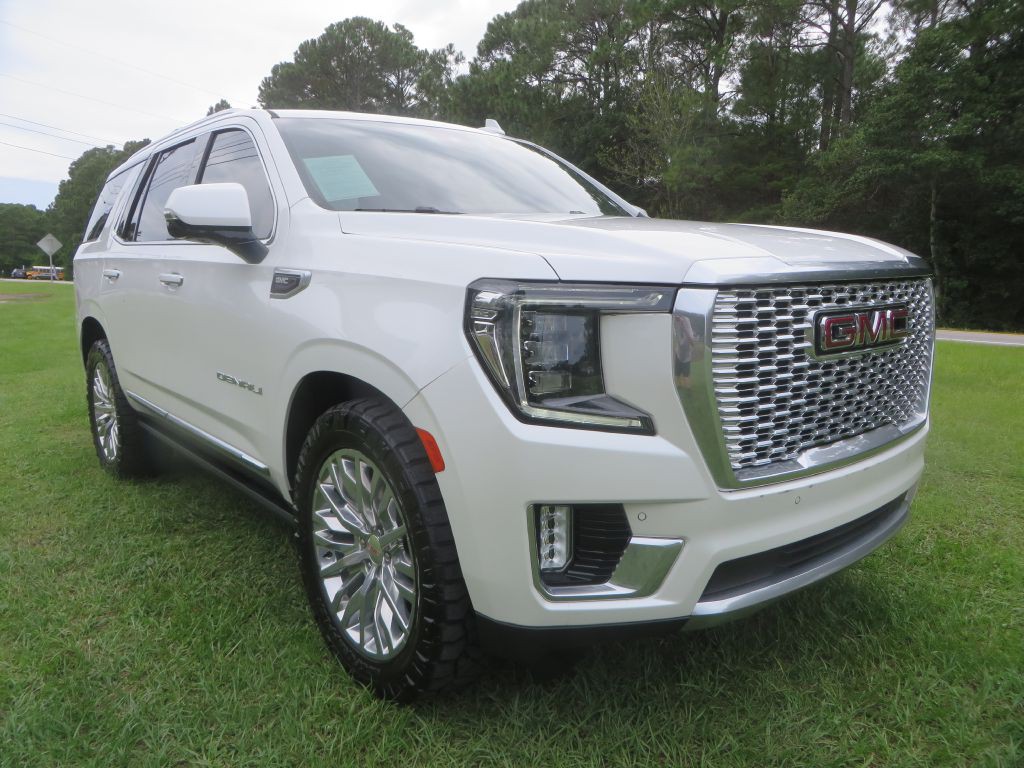 2023 GMC Yukon Image 4