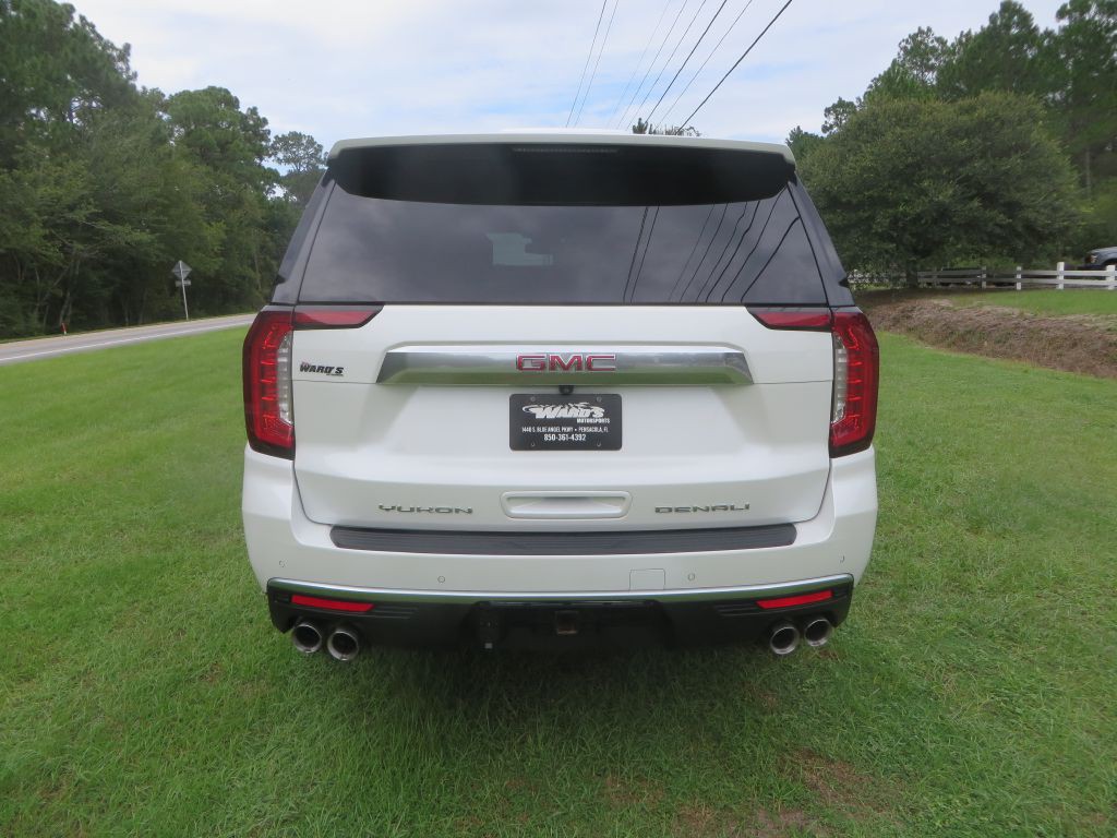 2023 GMC Yukon Image 7