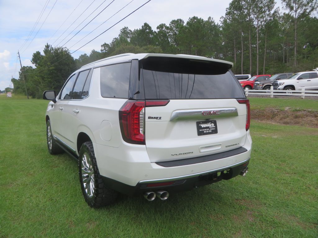 2023 GMC Yukon Image 8