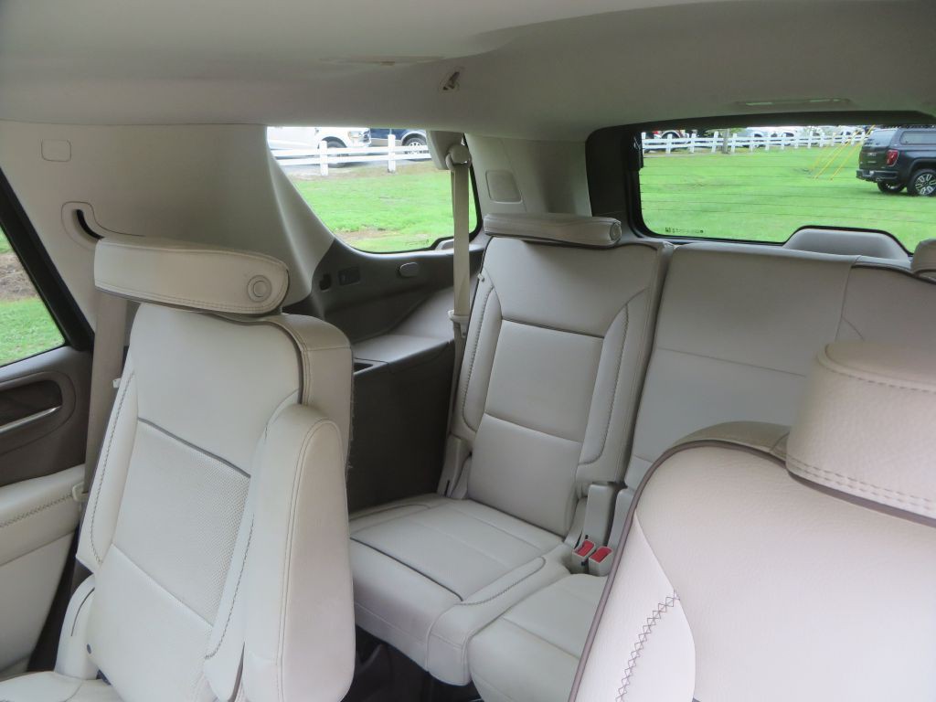 2023 GMC Yukon Image 30