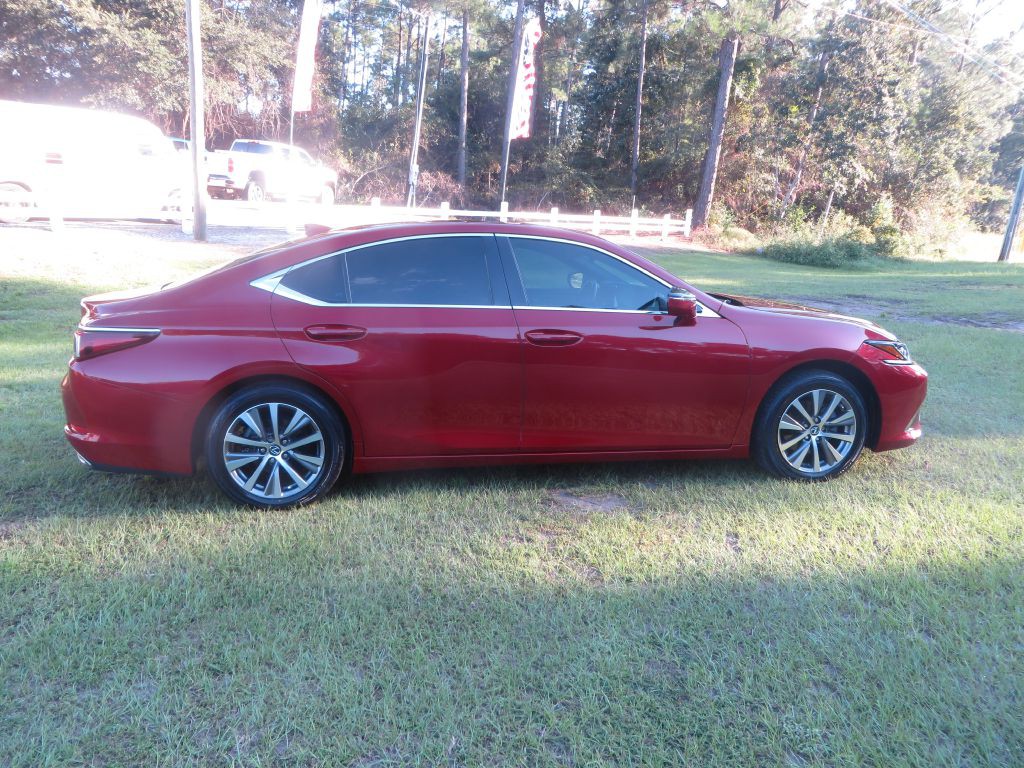 2021 Lexus ES Image 5
