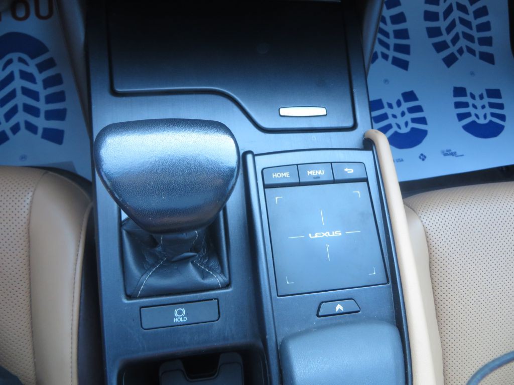 2021 Lexus ES Image 20