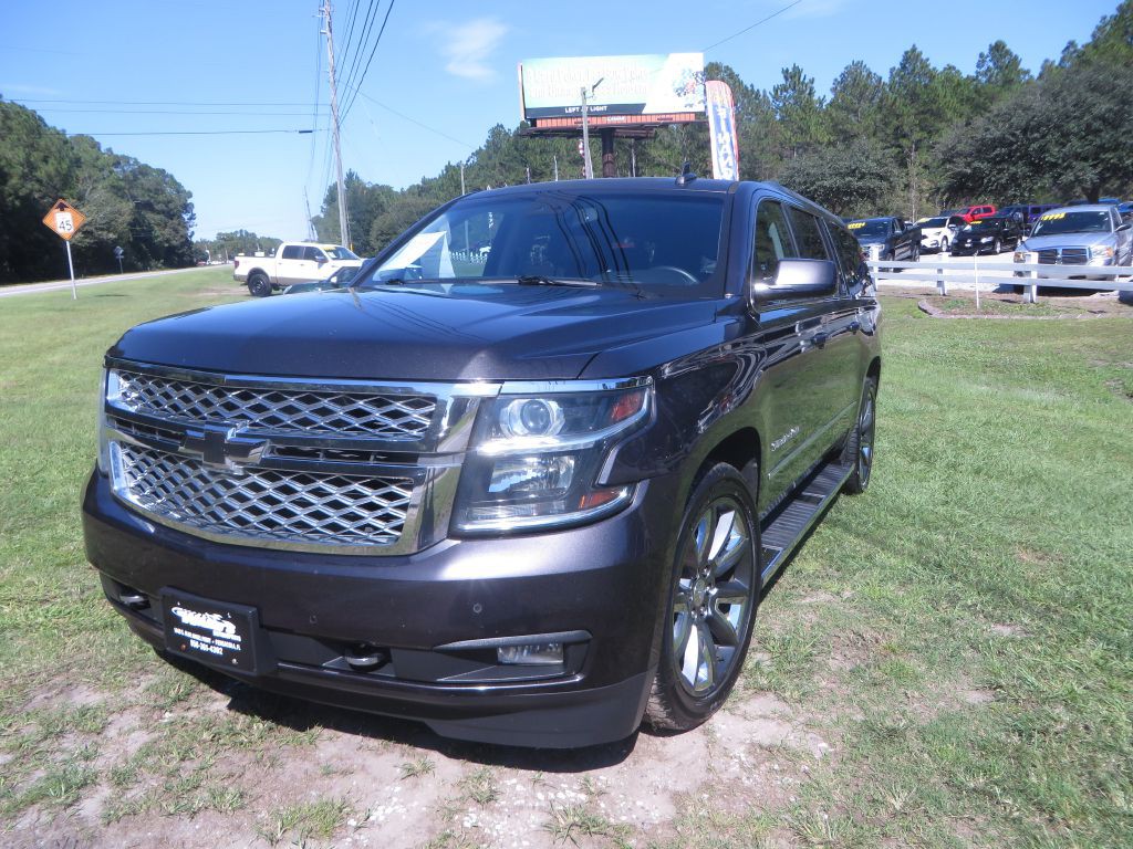 2018 Chevrolet Suburban Image 2