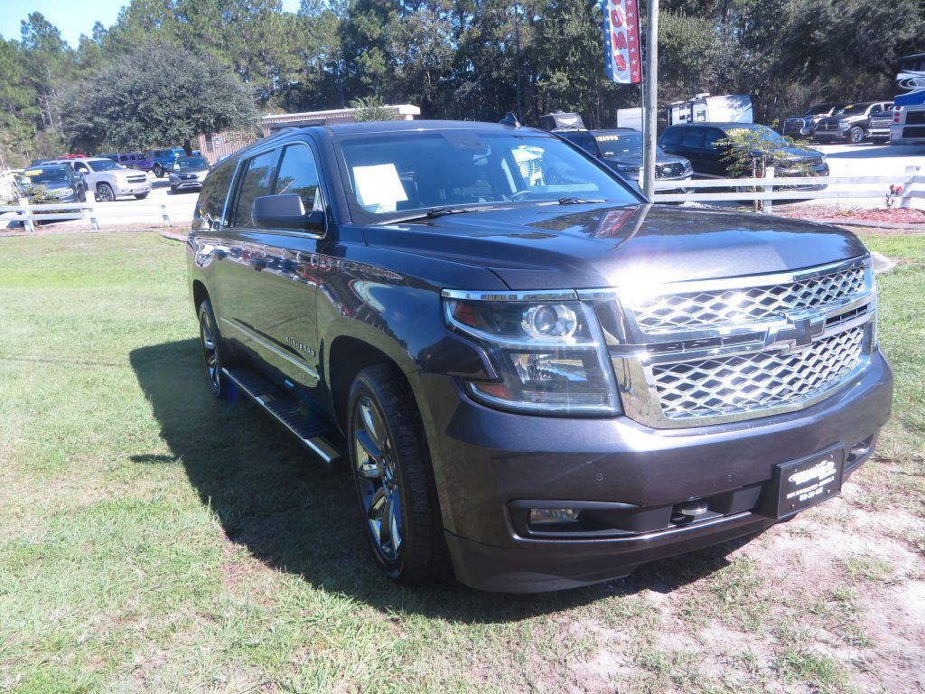 2018 Chevrolet Suburban Image 4