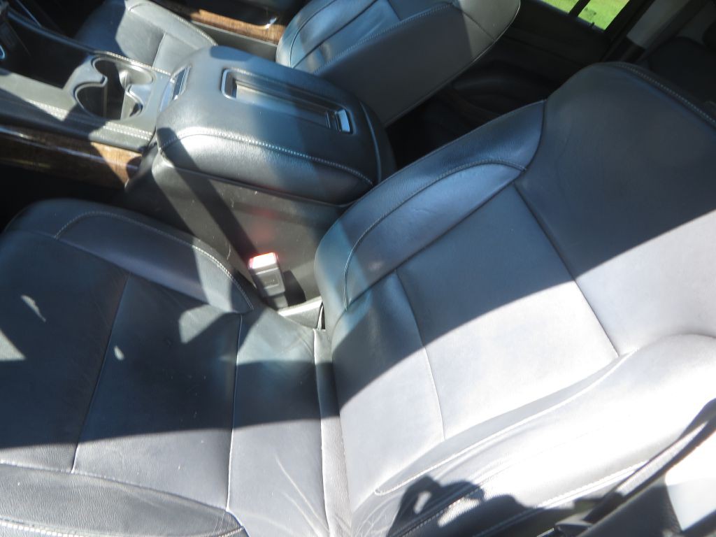 2018 Chevrolet Suburban Image 24
