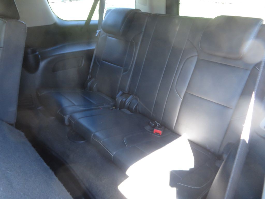 2018 Chevrolet Suburban Image 27