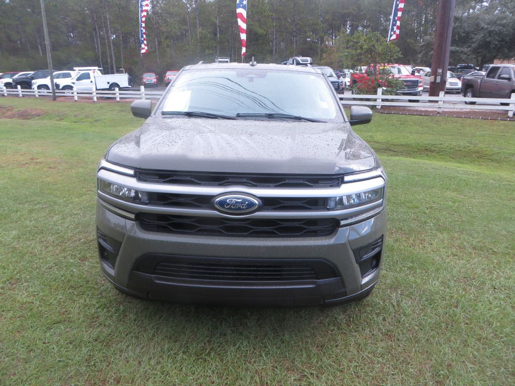 2024 Ford Expedition Image 3