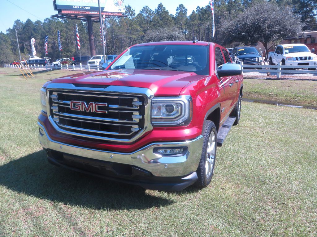 2018 GMC Sierra Image 2