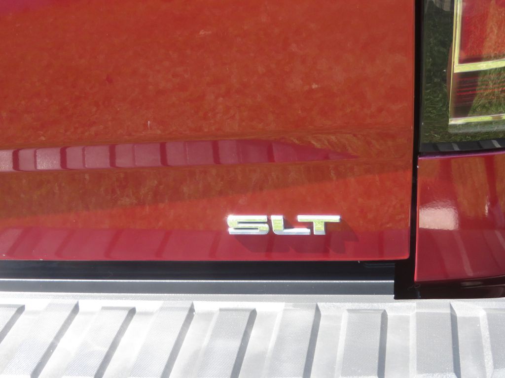 2018 GMC Sierra Image 9