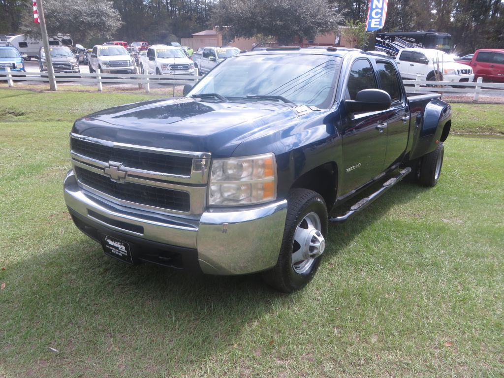 2010 Chevrolet Silverado 1500 Image 2