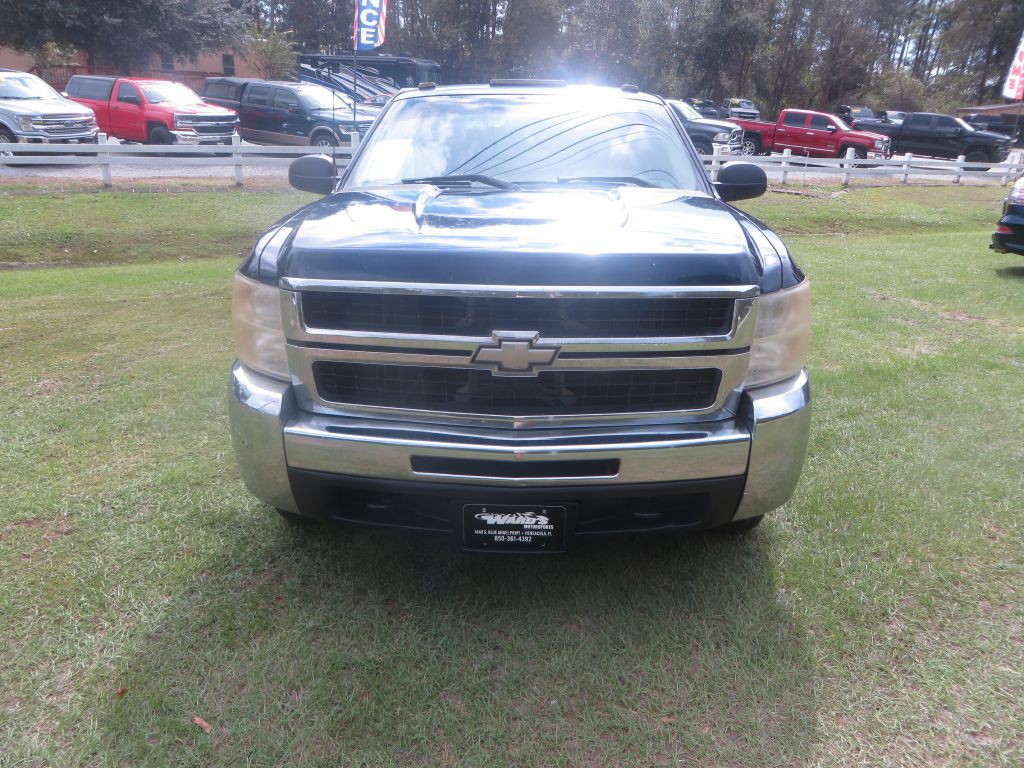 2010 Chevrolet Silverado 1500 Image 3
