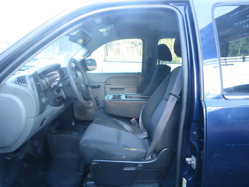 2010 Chevrolet Silverado 1500 Image 13