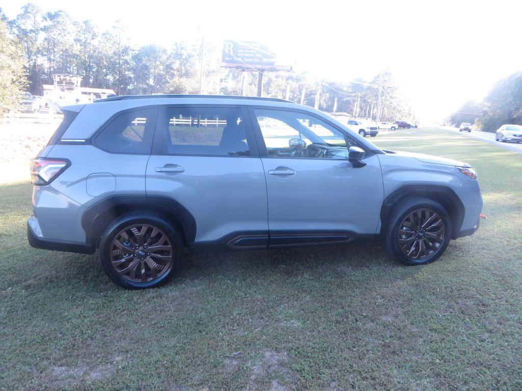 2025 Subaru Forester Image 5