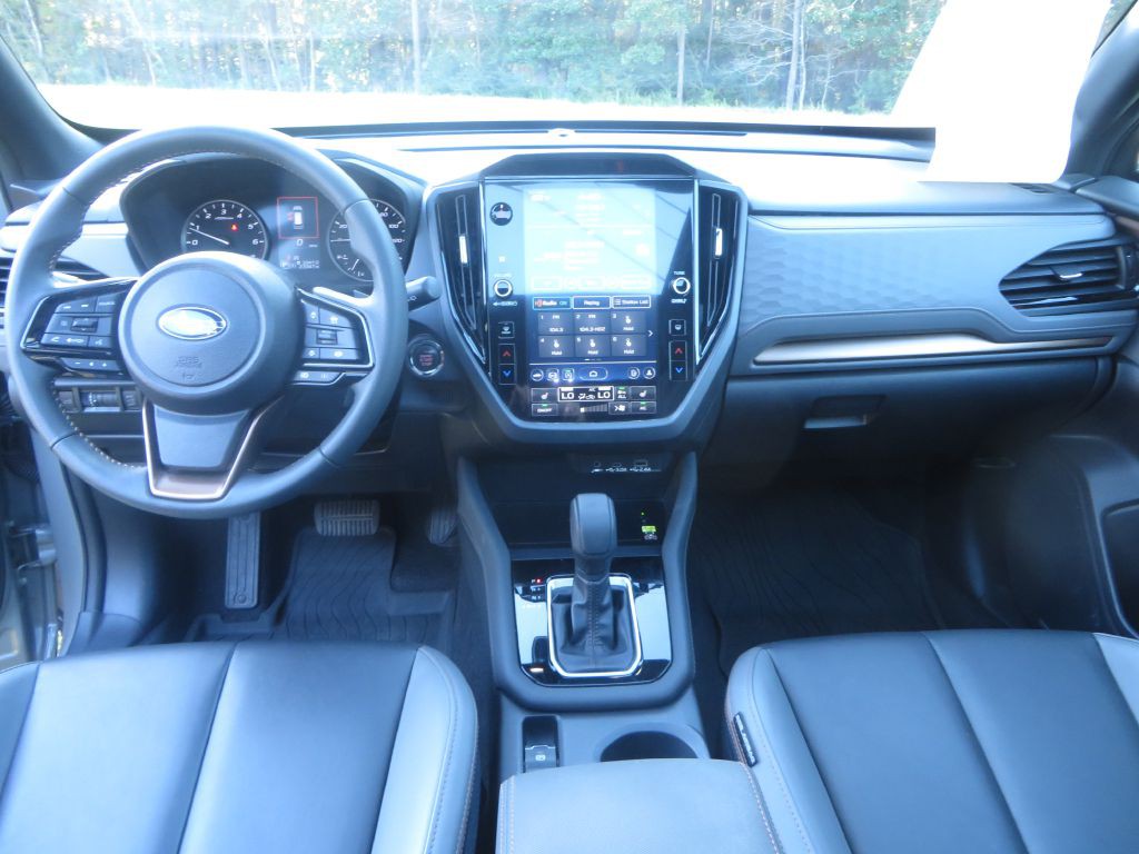 2025 Subaru Forester Image 12