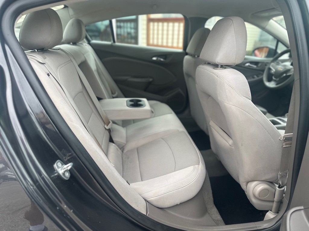 2017 Chevrolet Cruze Image 16