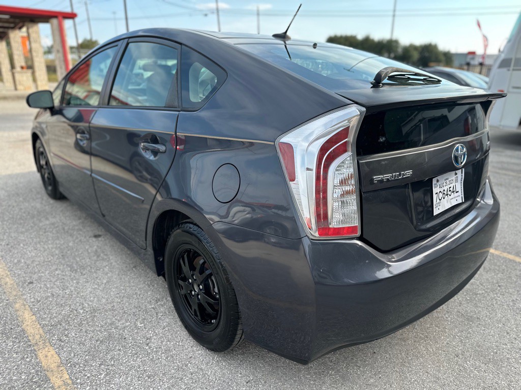 2012 Toyota Prius Image 4