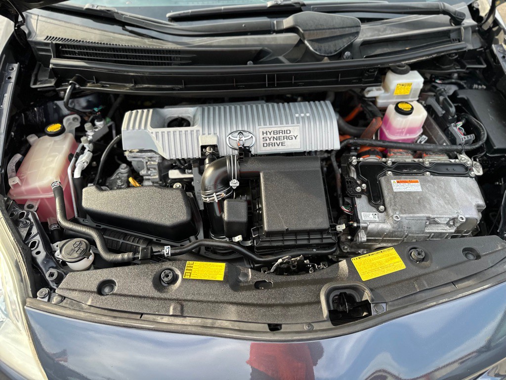 2012 Toyota Prius Image 19