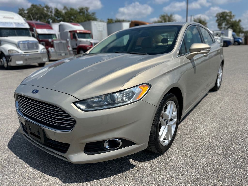 2015 Ford Fusion Image 1