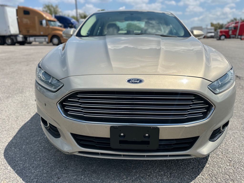 2015 Ford Fusion Image 2