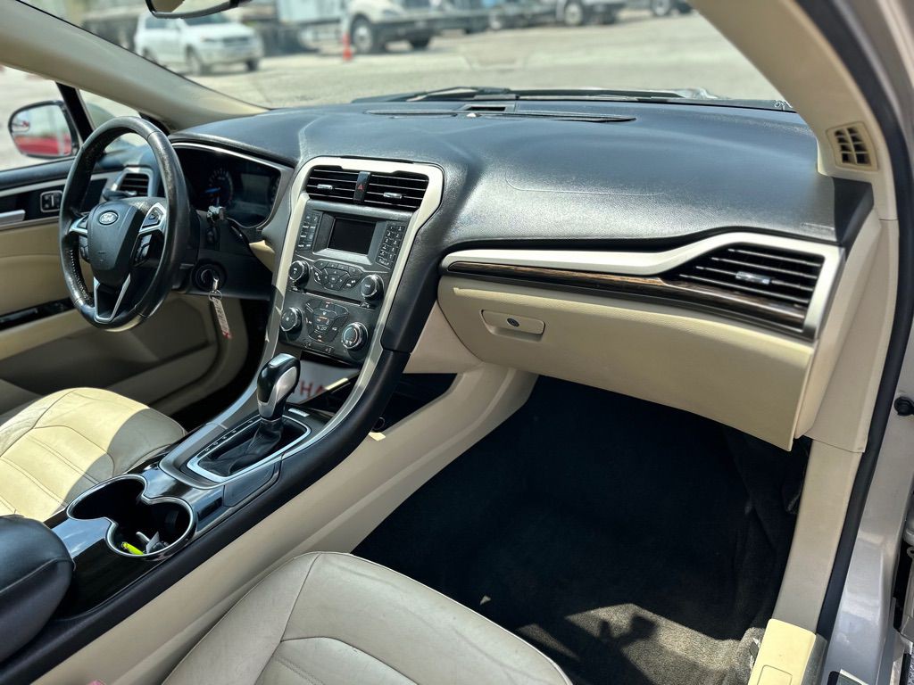 2015 Ford Fusion Image 5