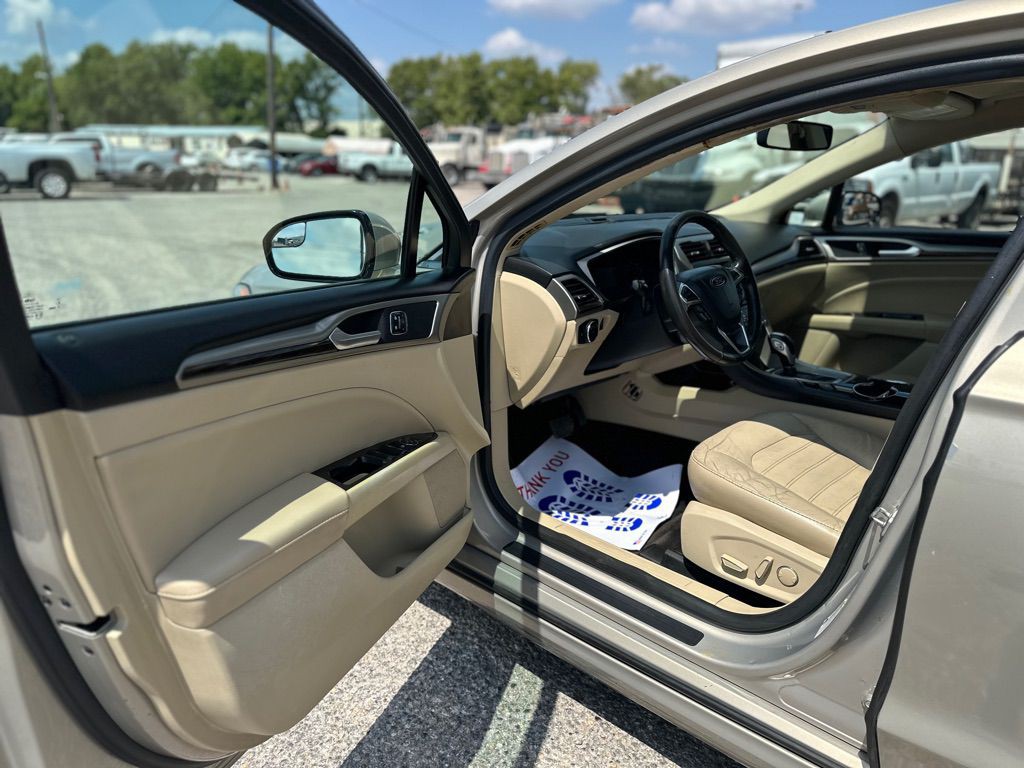2015 Ford Fusion Image 7