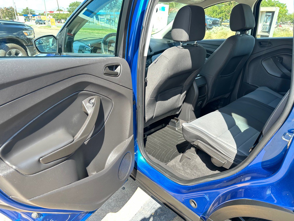 2017 Ford Escape Image 10