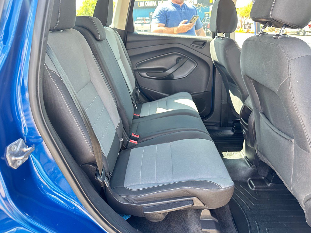 2017 Ford Escape Image 16