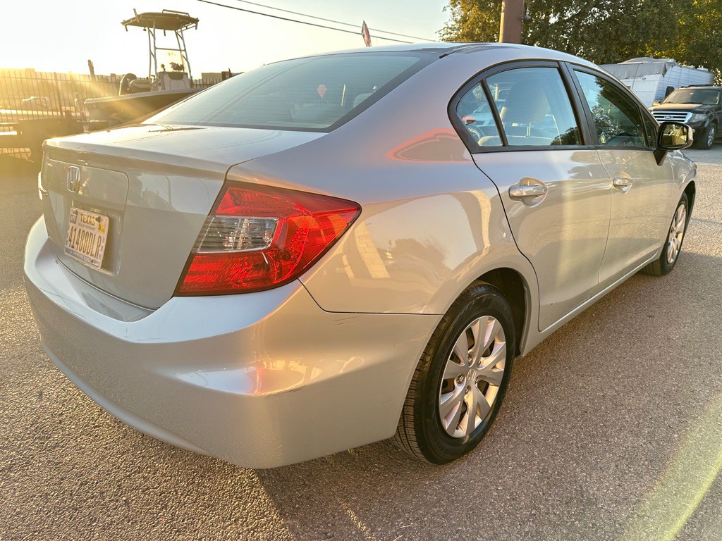 2012 Honda Civic Image 5