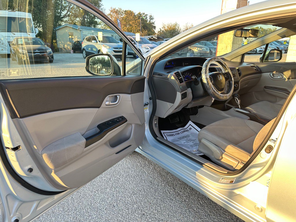 2012 Honda Civic Image 7