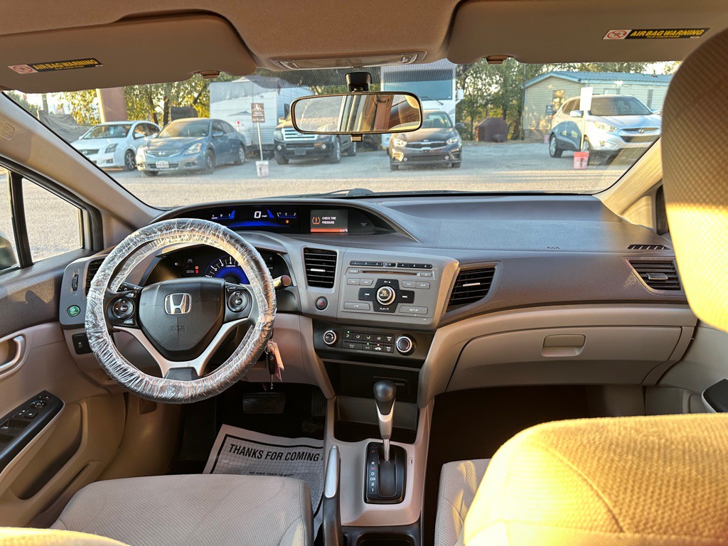 2012 Honda Civic Image 17