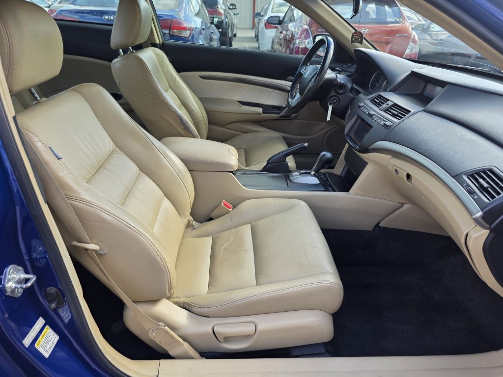 2009 Honda Accord Image 10
