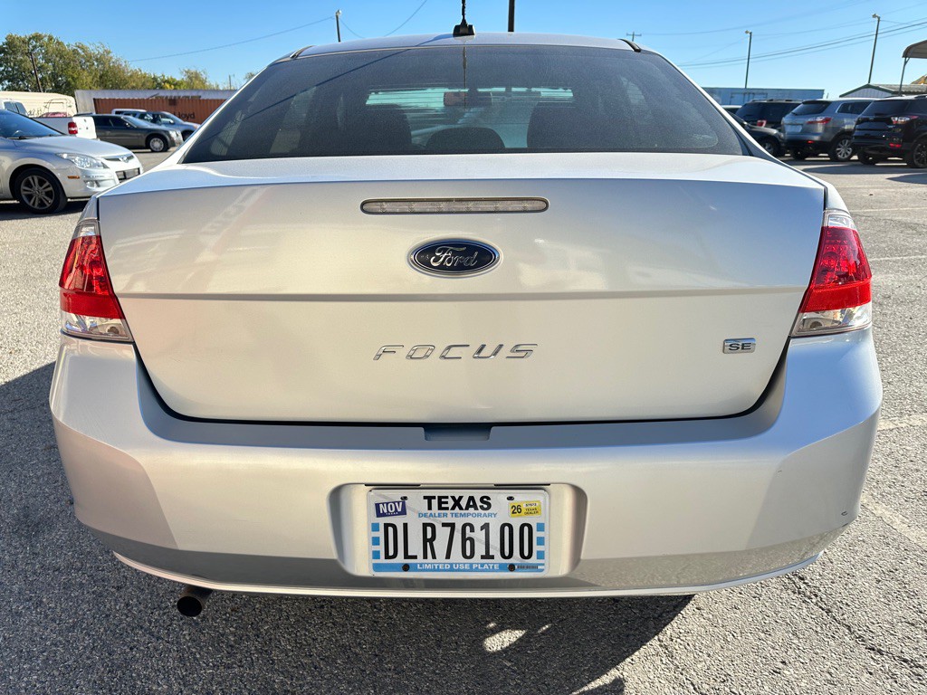 2011 Ford Focus Image 6