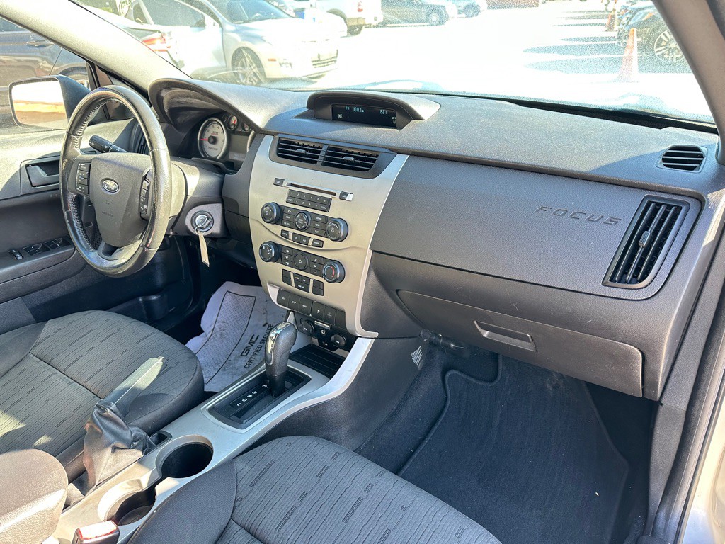 2011 Ford Focus Image 14