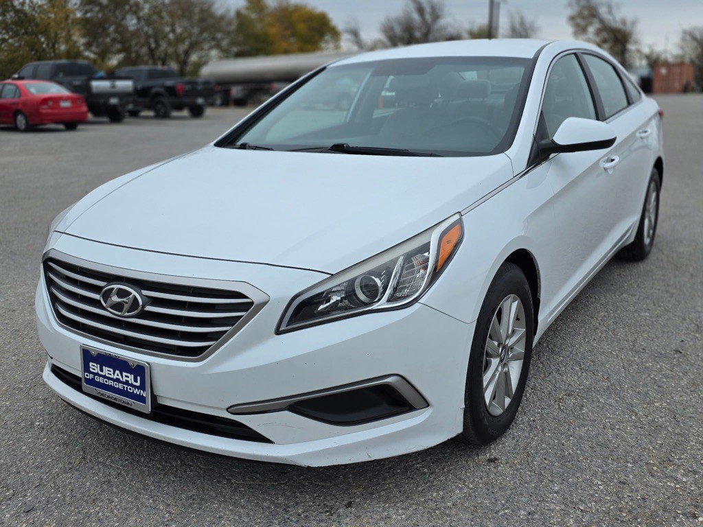 2016 Hyundai Sonata Image 1