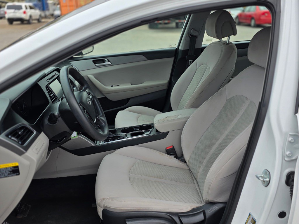 2016 Hyundai Sonata Image 8