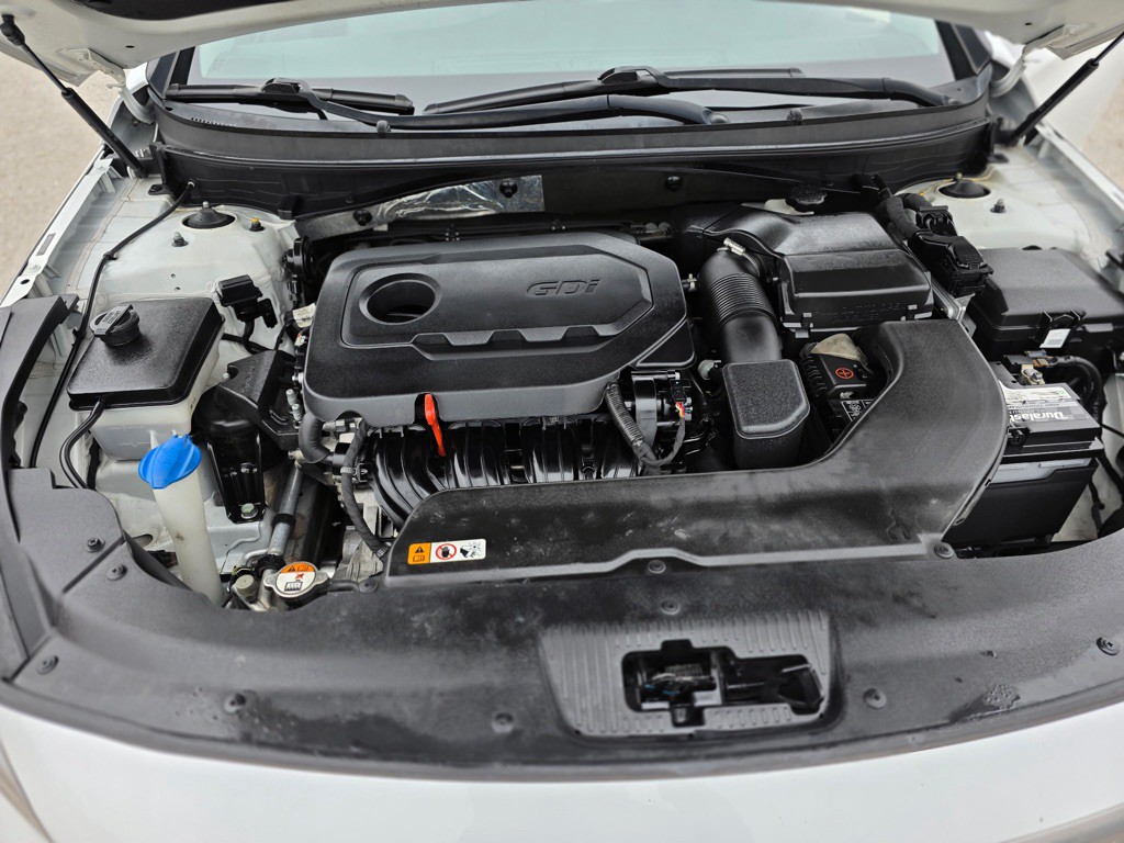 2016 Hyundai Sonata Image 19