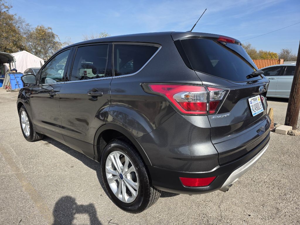 2017 Ford Escape Image 4