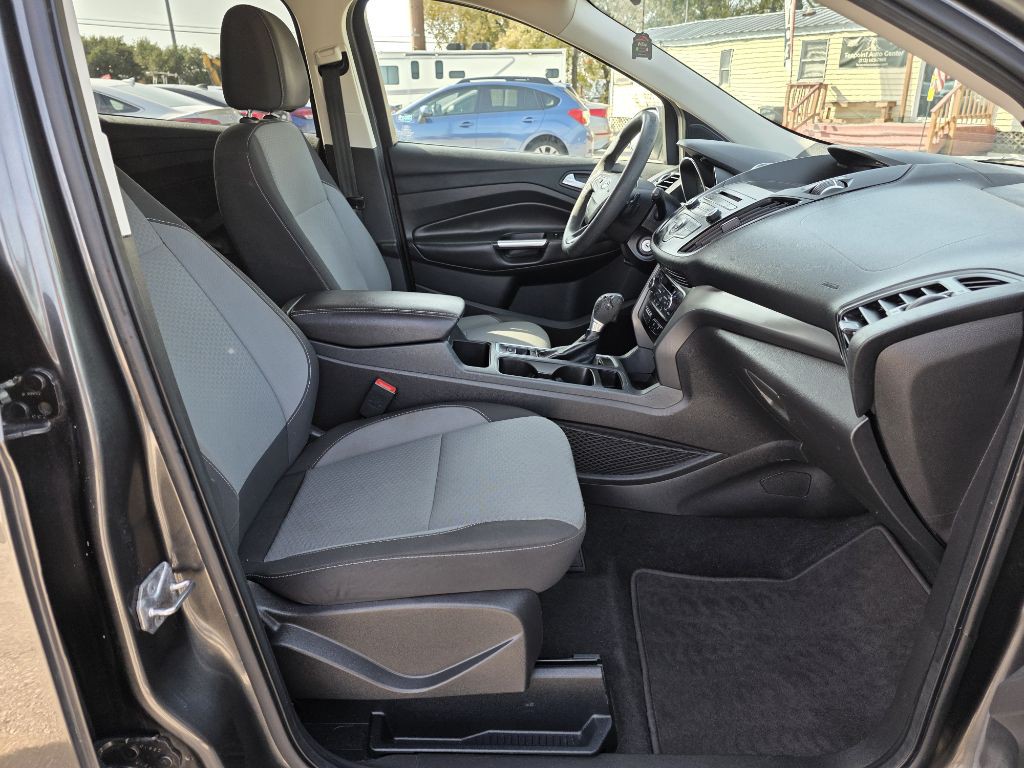 2017 Ford Escape Image 13