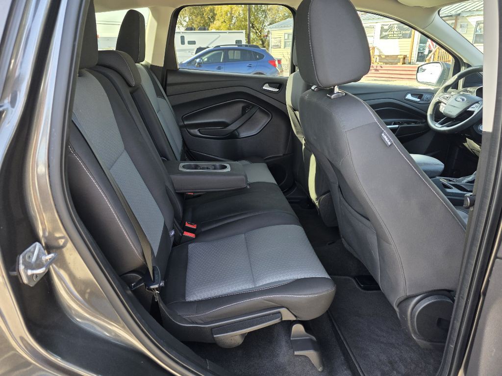 2017 Ford Escape Image 16