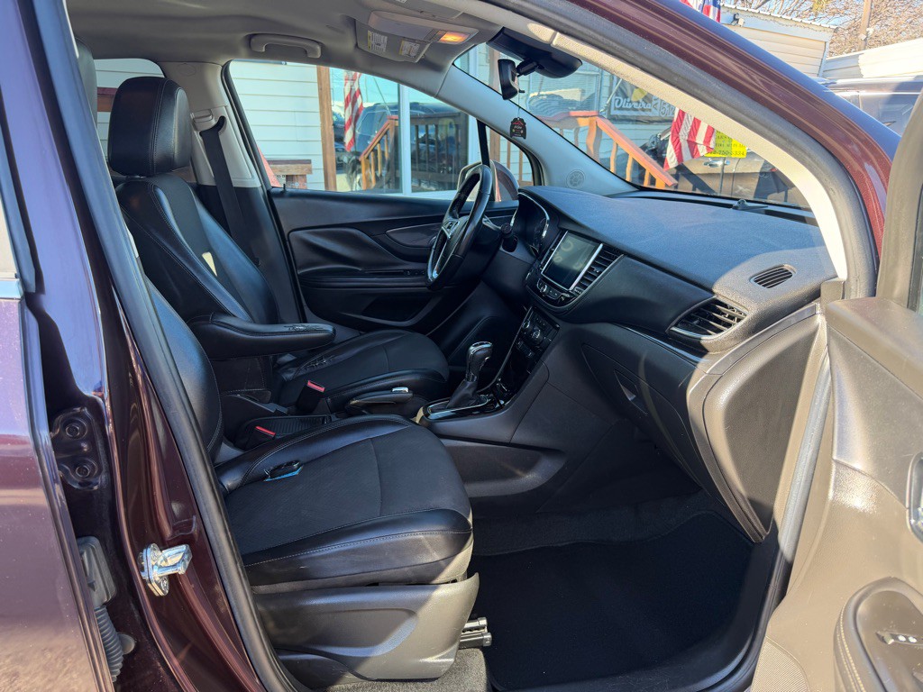 2018 Buick Enclave Image 13