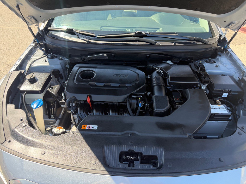 2017 Hyundai Sonata Image 18