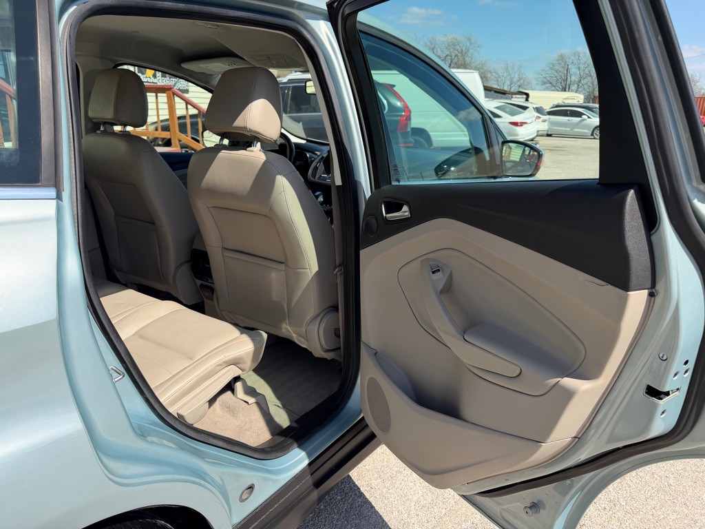 2014 Ford C-Max Image 15