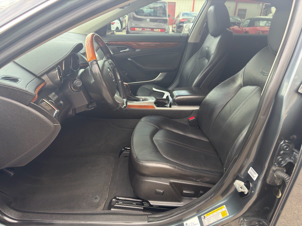 2011 Cadillac CTS Image 8