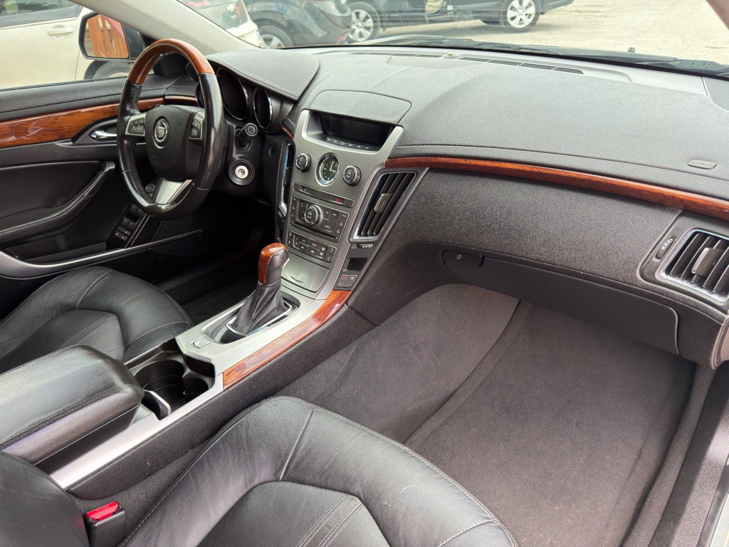 2011 Cadillac CTS Image 14