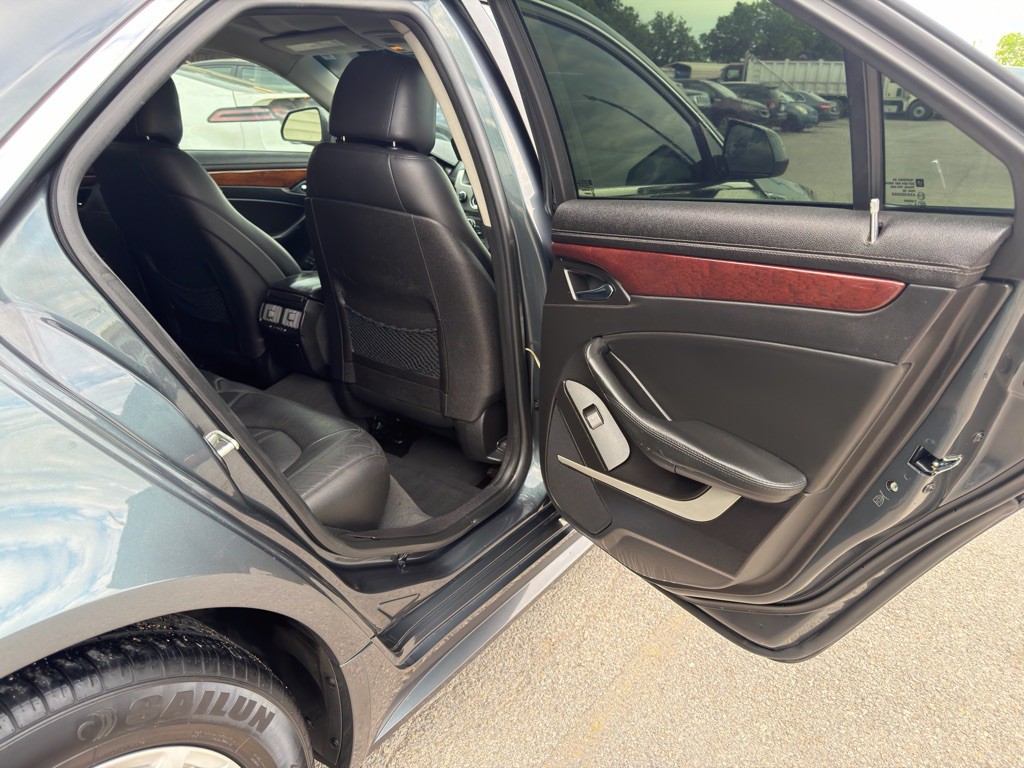 2011 Cadillac CTS Image 15