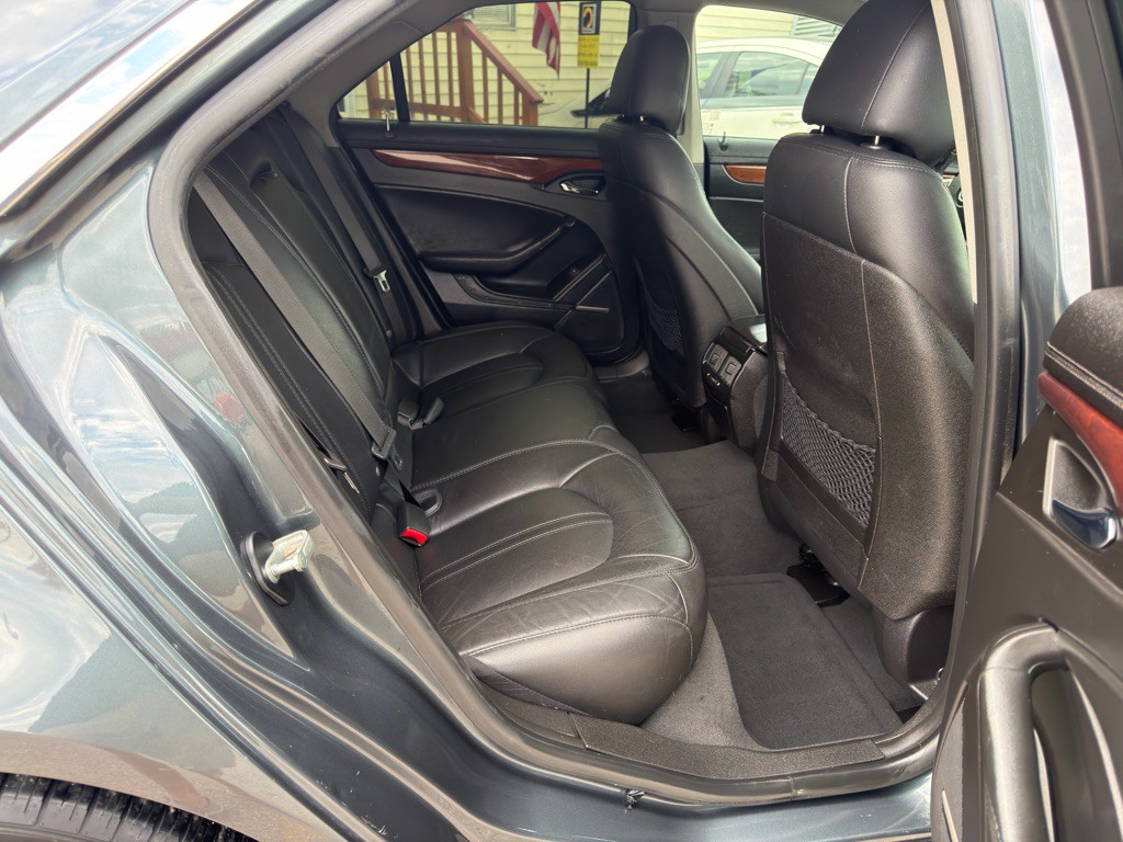 2011 Cadillac CTS Image 16