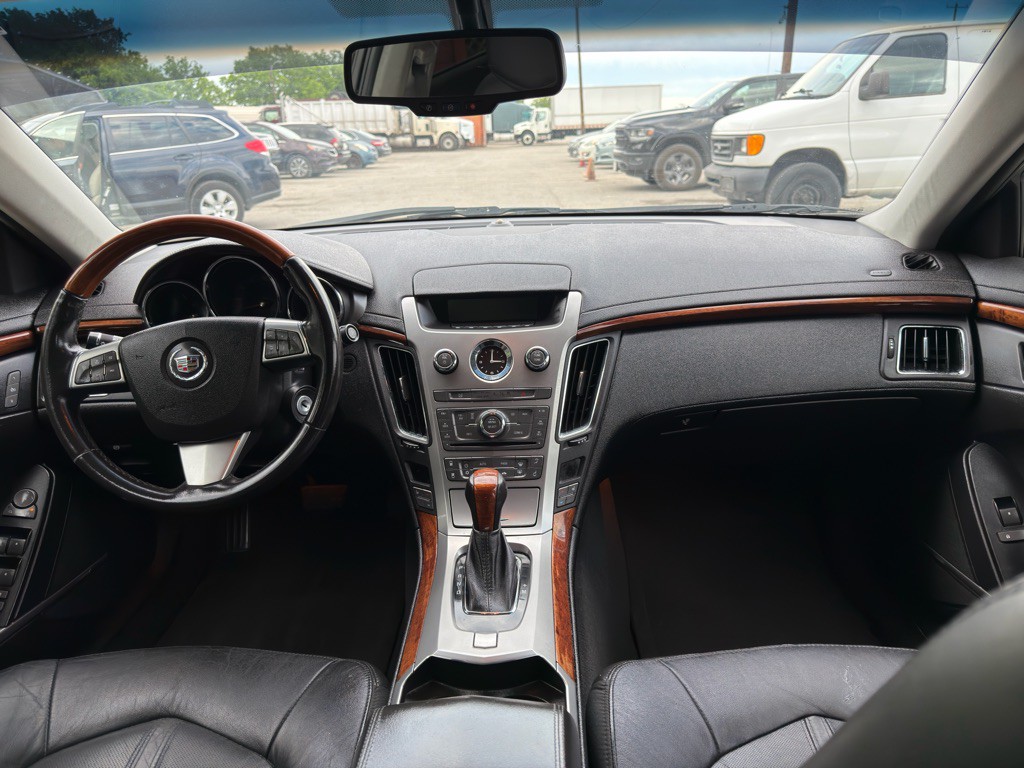 2011 Cadillac CTS Image 17
