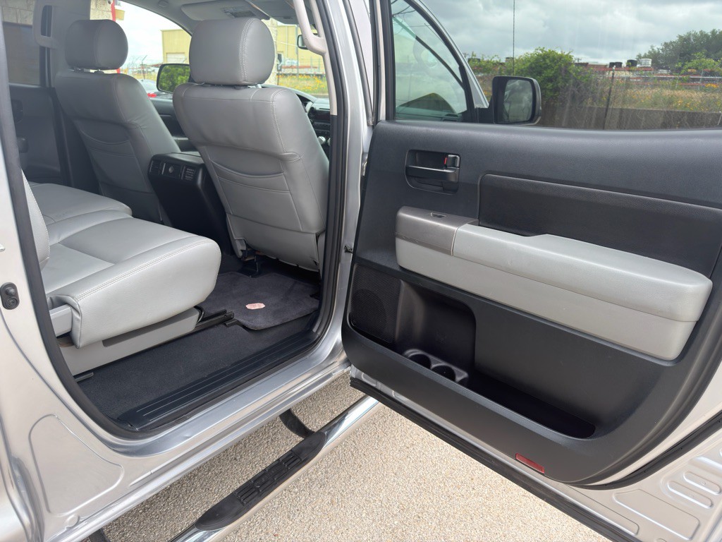 2012 Toyota Tundra Image 15